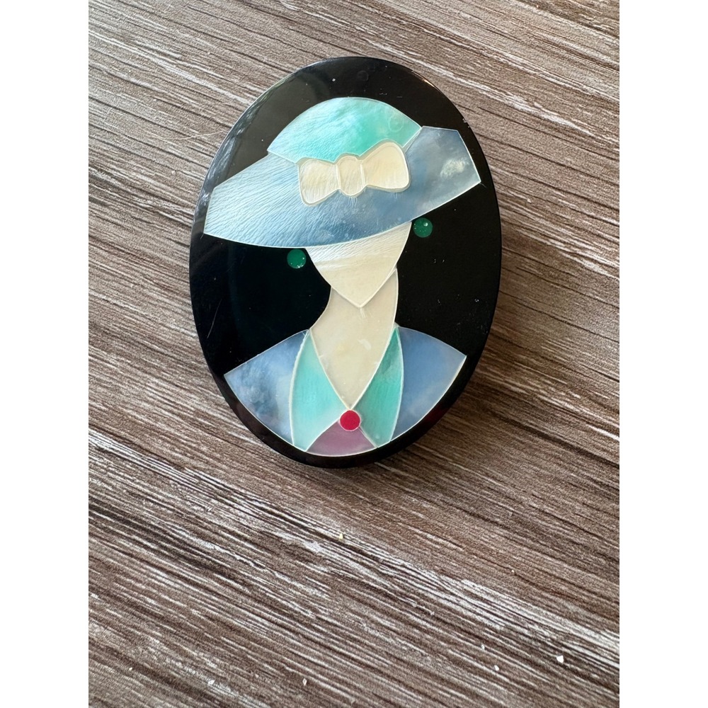 Vintage Mother of Pearl Shell Inlay Lady Portrait Brooch Art Deco Oval Pin